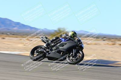 media/Jan-09-2022-SoCal Trackdays (Sun) [[2b1fec8404]]/Turn 8 (1045am)/